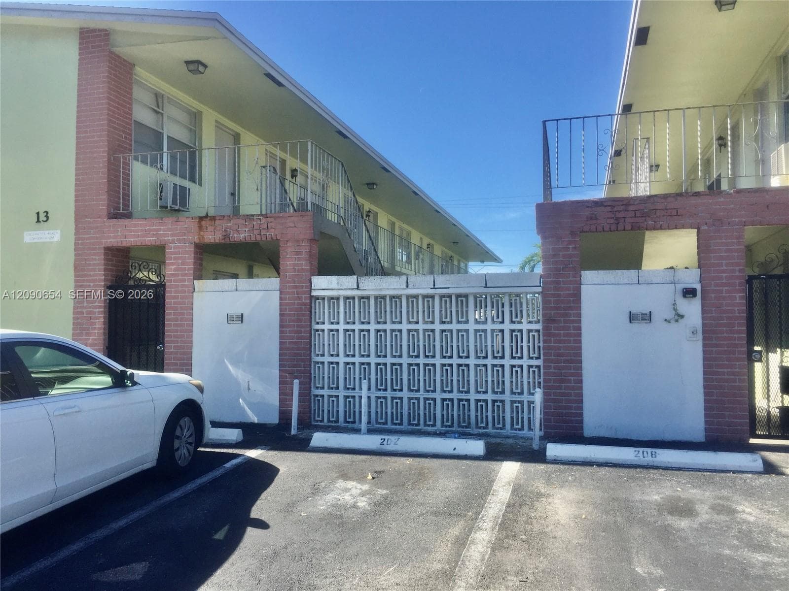 13 NE 2nd Ave # 104, Dania Beach FL 33004 - Dania Beach, FL - Photo 1