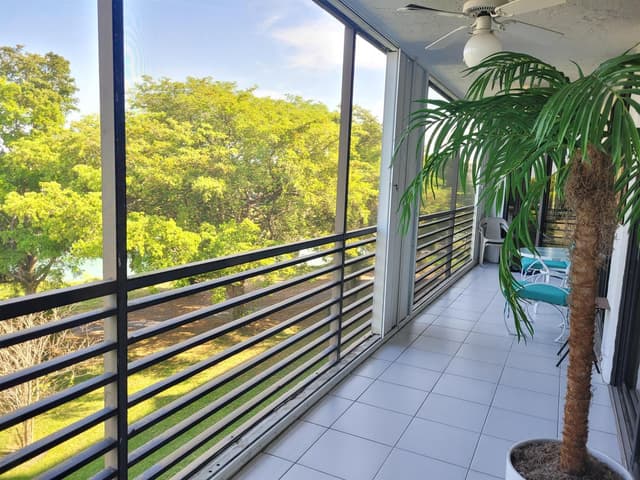 7400 Radice Court # 403, Lauderhill FL 33319 - Lauderhill, FL - Photo 3