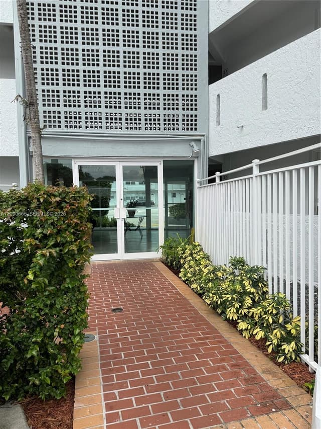 2690 SW 22nd Ave # 504, Miami FL 33133 - Miami, FL - Photo 4