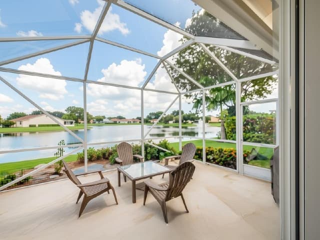 3933 Summer Chase Court, Lake Worth FL 33467 - Lake Worth, FL - Photo 2