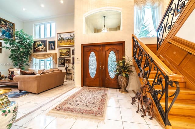 15935 NW 82nd Ct, Miami Lakes FL 33016 - Miami Lakes, FL - Photo 2
