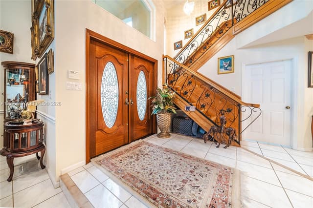 15935 NW 82nd Ct, Miami Lakes FL 33016 - Miami Lakes, FL - Photo 3