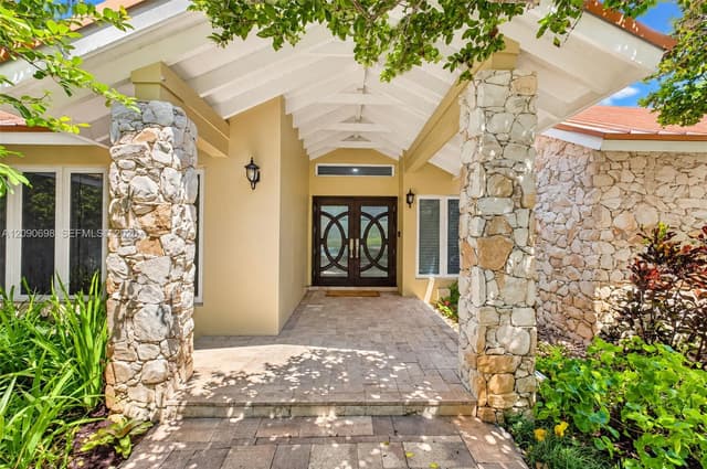 6915 SW 101st St, Pinecrest FL 33156 - Pinecrest, FL - Photo 5