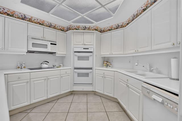 20320 Fairway Oaks Drive # 354, Boca Raton FL 33434 - Boca Raton, FL - Photo 3