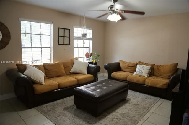 40 Pleasant Hill Ln # 40, Tamarac FL 33319 - Tamarac, FL - Photo 4