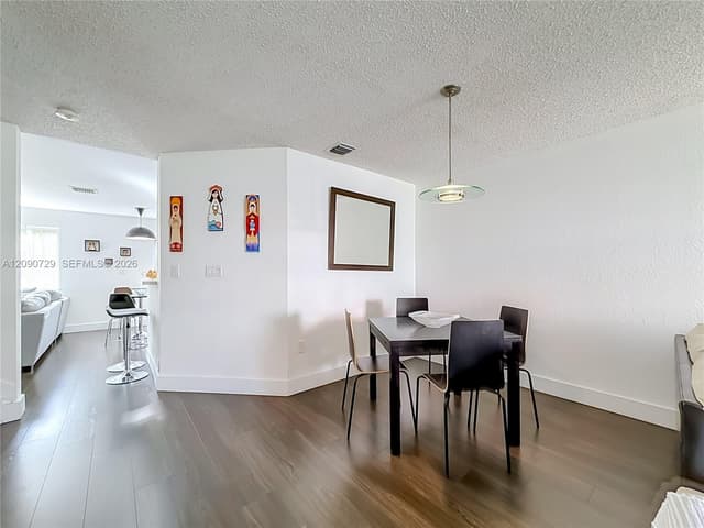 5073 NW 114th Ct, Doral FL 33178 - Doral, FL - Photo 6