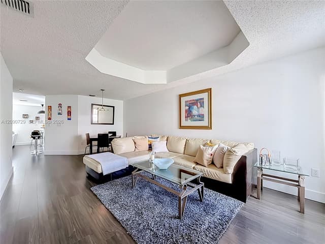 5073 NW 114th Ct, Doral FL 33178 - Doral, FL - Photo 5