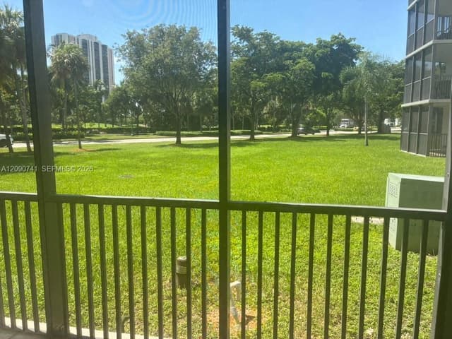 3101 N Country Club Dr # 107, Aventura FL 33180 - Aventura, FL - Photo 4