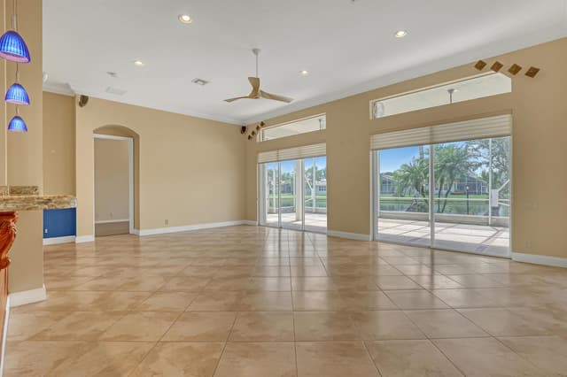 9974 Mantova Drive, Lake Worth FL 33467 - Lake Worth, FL - Photo 7