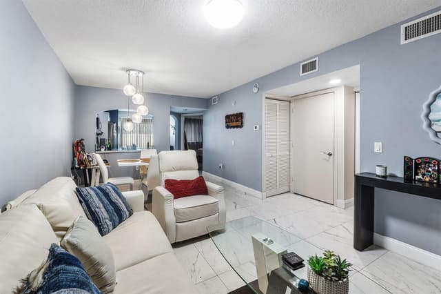 3516 BRIAR BAY Boulevard # 103, West Palm Beach FL 33411 - West Palm Beach, FL - Photo 4
