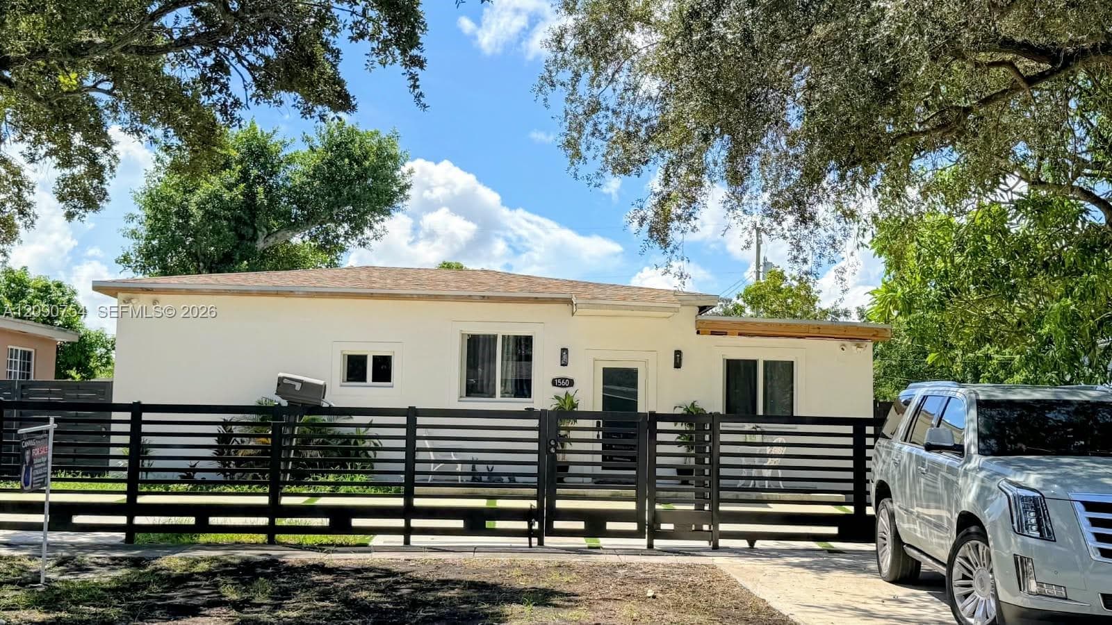 1560 NW 124th St, North Miami FL 33167 - North Miami, FL - Photo 1