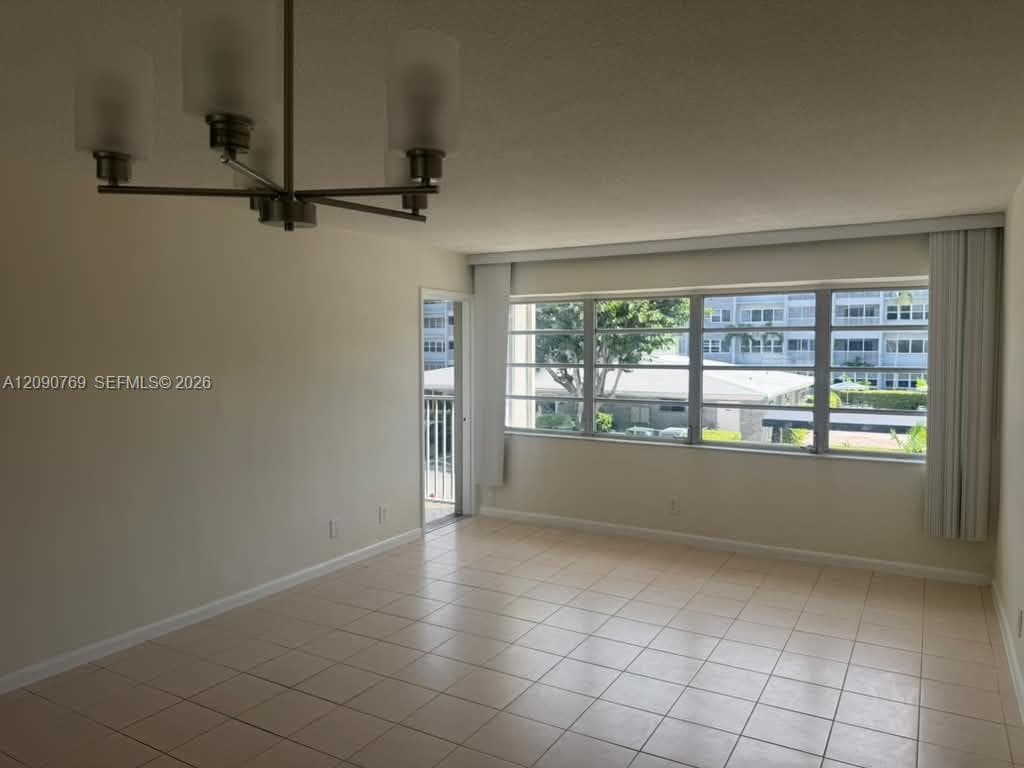 330 SE 2nd St # 202E, Hallandale Beach FL 33009