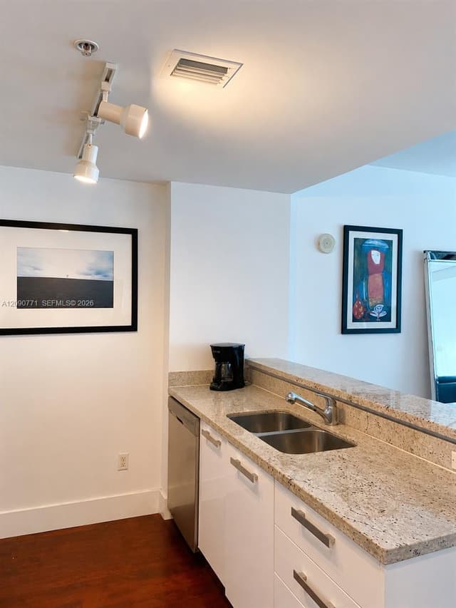 601 NE 36th St # 3105, Miami FL 33137 - Miami, FL - Photo 5