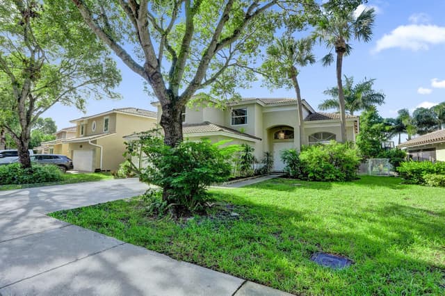 4032 NW 63RD Street, Coconut Creek FL 33073 - Coconut Creek, FL - Photo 2