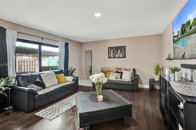 8108 SW 23rd Ct # 26B, North Lauderdale FL 33068 - North Lauderdale, FL - Photo 6