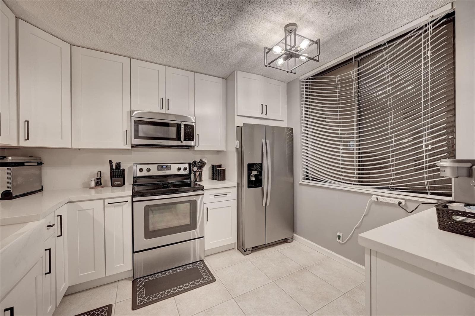 8592 W Sunrise Boulevard Unit 206, Plantation FL 33322