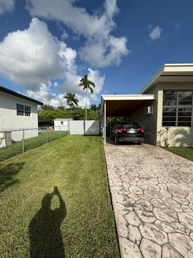 3121 SW 84th Ct, Miami FL 33155 - Miami, FL - Photo 3