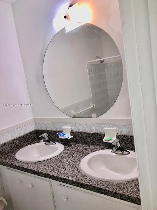 4610 SW 43rd Ter, Dania Beach FL 33314 - Dania Beach, FL - Photo 5