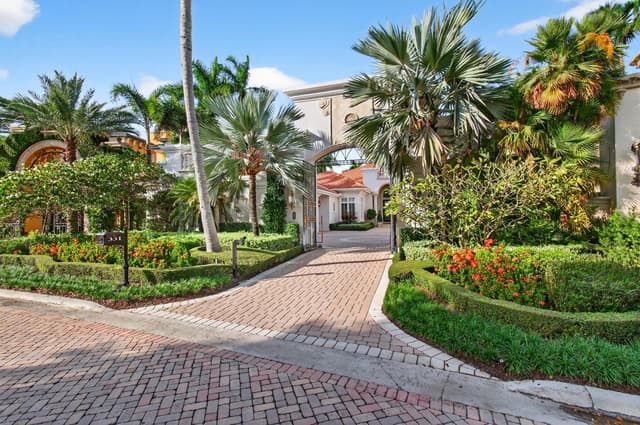 331 MIZNER LAKE ESTATES Drive, Boca Raton FL 33432 - Boca Raton, FL - Photo 3