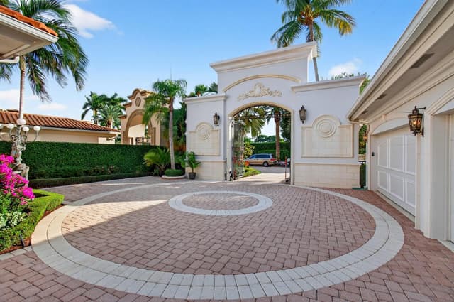 331 MIZNER LAKE ESTATES Drive, Boca Raton FL 33432 - Boca Raton, FL - Photo 4