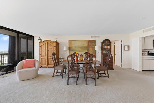 2480 PRESIDENTIAL Way # 1603, West Palm Beach FL 33401 - West Palm Beach, FL - Photo 4