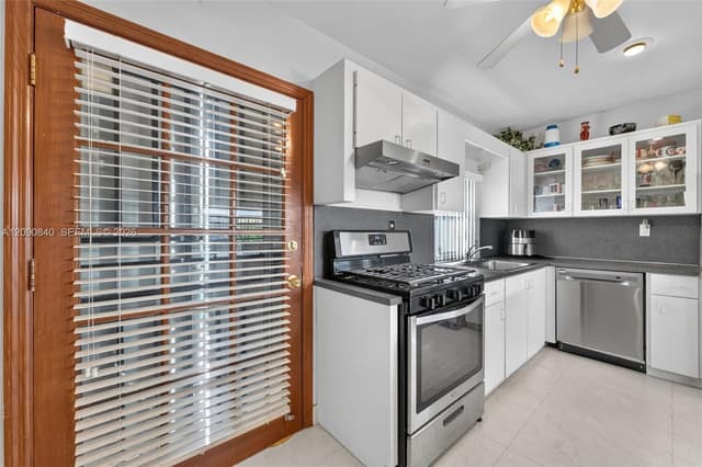 17325 NW 17th Ave, Miami Gardens FL 33056 - Miami Gardens, FL - Photo 7