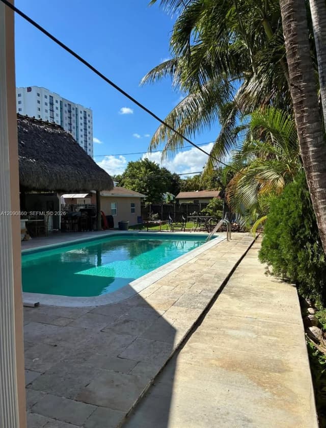 10665 SW 6 St, Miami FL 33174 - Miami, FL - Photo 2