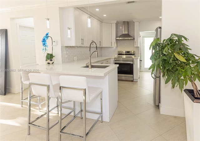 4301 SW 85th Ave, Miami FL 33155 - Miami, FL - Photo 5