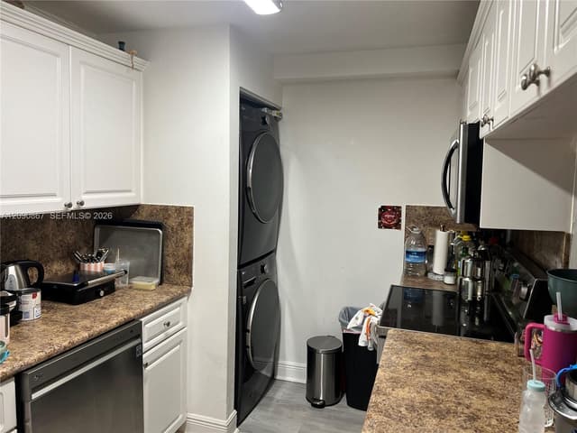2457 Collins Ave # 202, Miami Beach FL 33140 - Miami Beach, FL - Photo 5