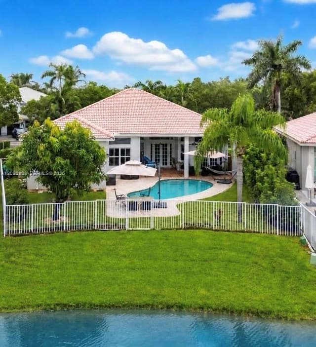 1654 Bunting Ln, Weston FL 33327 - Weston, FL - Photo 2