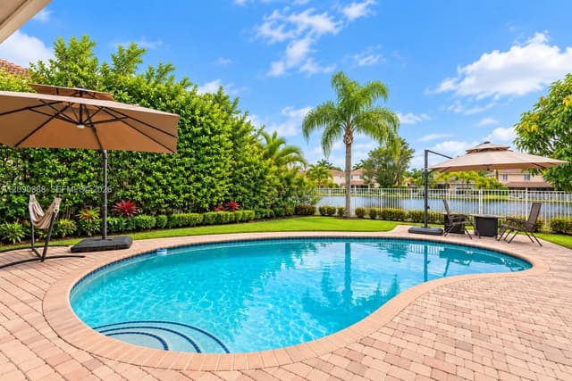 1654 Bunting Ln, Weston FL 33327 - Weston, FL - Photo 3
