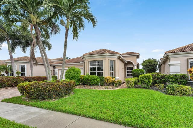 6947 FAIRWAY LAKES Drive, Boynton Beach FL 33472 - Boynton Beach, FL - Photo 3