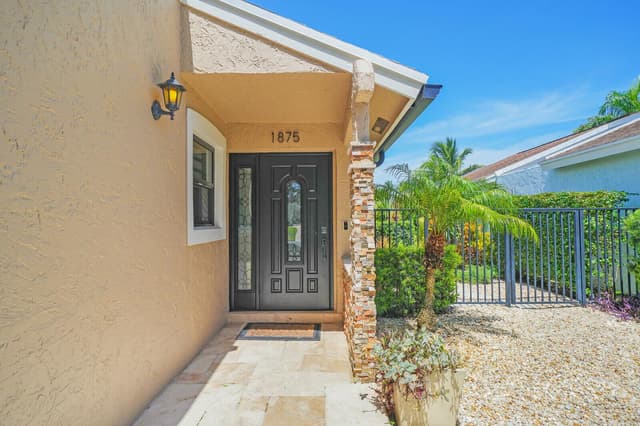 1875 NW 10th Street, Delray Beach FL 33445 - Delray Beach, FL - Photo 4