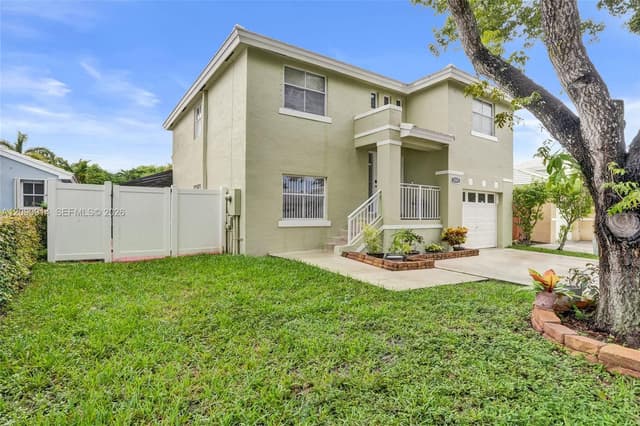 3367 Bonito Ln, Margate FL 33063 - Margate, FL - Photo 2