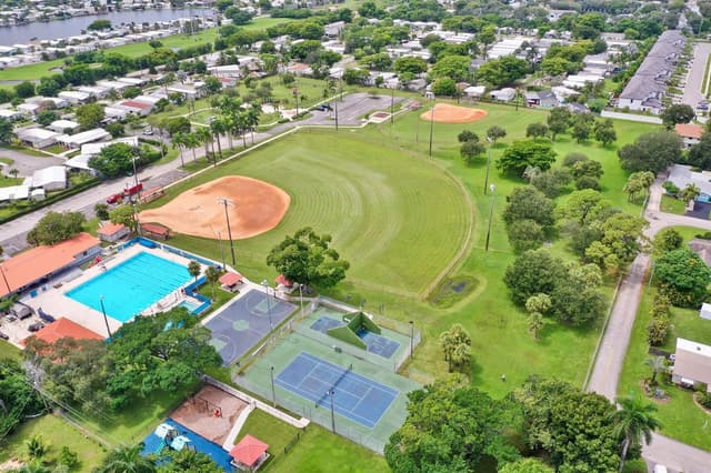 5081 SW 29TH Way, Dania Beach FL 33312 - Dania Beach, FL - Photo 6