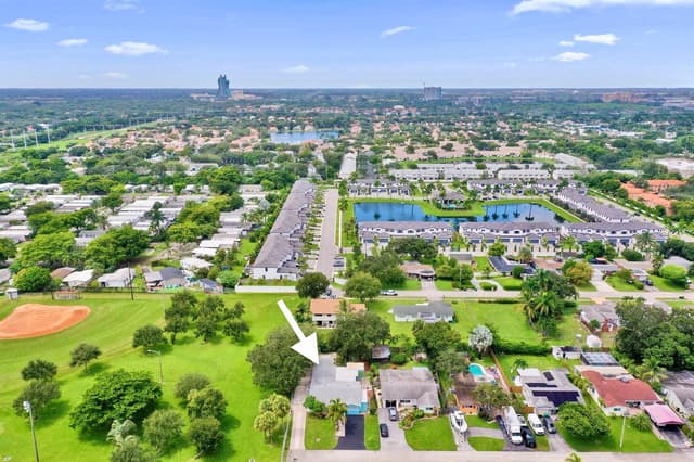 5081 SW 29TH Way, Dania Beach FL 33312 - Dania Beach, FL - Photo 4