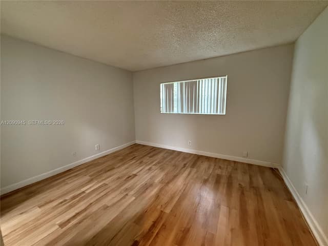 4865 NW 9th Dr # 4865, Plantation FL 33317 - Plantation, FL - Photo 3