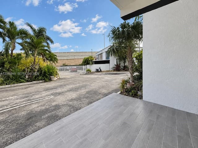 3301 nw 13th terr, Miami FL 33125 - Miami, FL - Photo 2