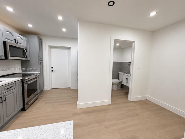3301 nw 13th terr, Miami FL 33125 - Miami, FL - Photo 6