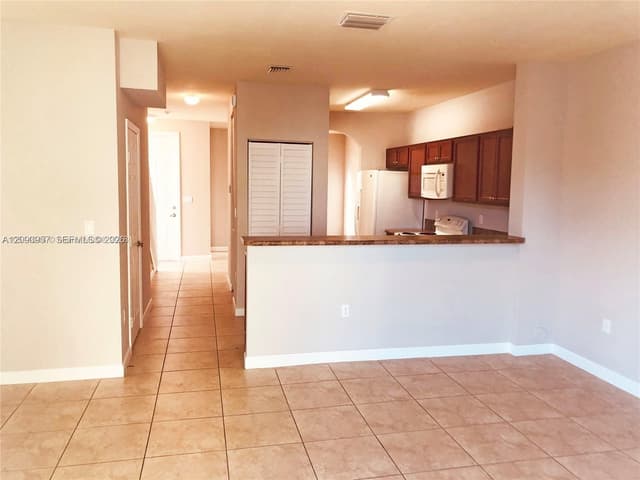 2884 SE 2nd Dr # 2, Homestead FL 33033 - Homestead, FL - Photo 6