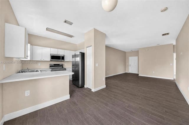 2665 NE 4th St # 204, Homestead FL 33033 - Homestead, FL - Photo 2