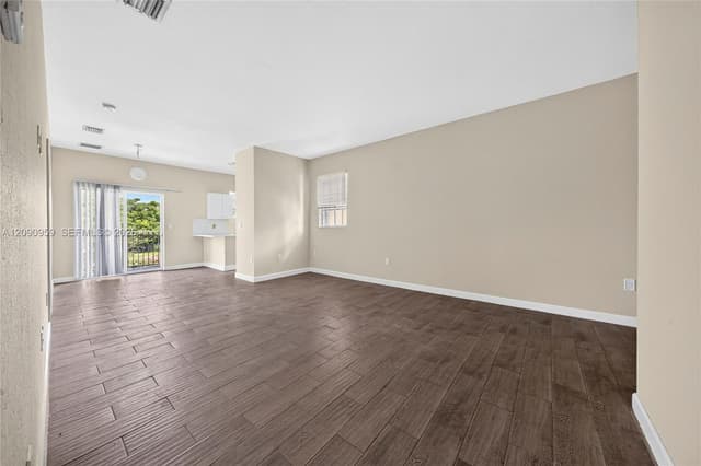 2665 NE 4th St # 204, Homestead FL 33033 - Homestead, FL - Photo 6