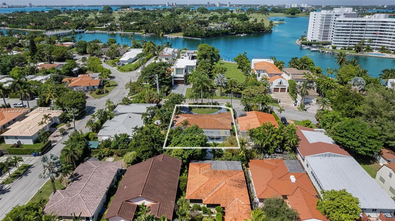 9217 Bay Dr, Surfside FL 33154 - Surfside, FL - Photo 1