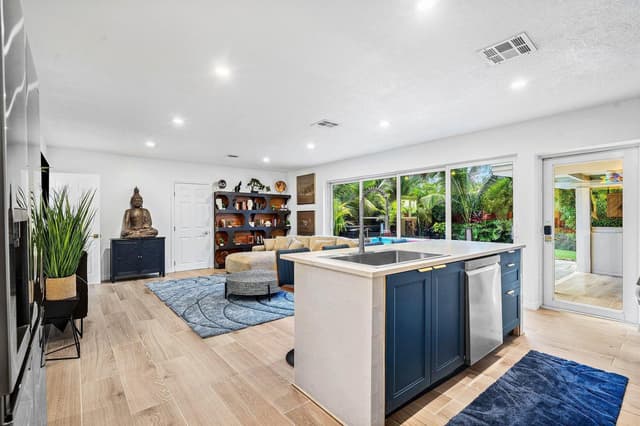 2041 NE 30th Street, Fort Lauderdale FL 33306 - Fort Lauderdale, FL - Photo 4