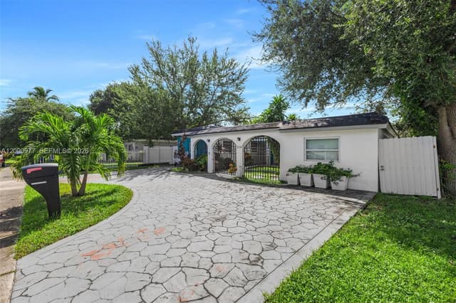 314 NW 106th St, Miami FL 33150 - Miami, FL - Photo 2