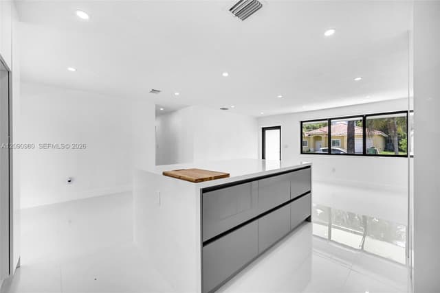 51 NW 161st St, Miami FL 33169 - Miami, FL - Photo 7