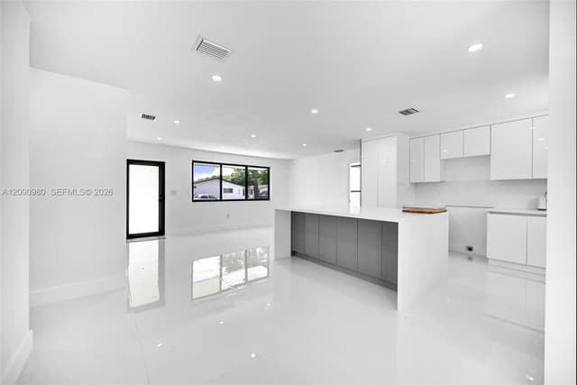 51 NW 161st St, Miami FL 33169 - Miami, FL - Photo 5
