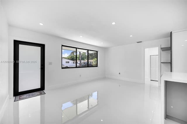 51 NW 161st St, Miami FL 33169 - Miami, FL - Photo 4