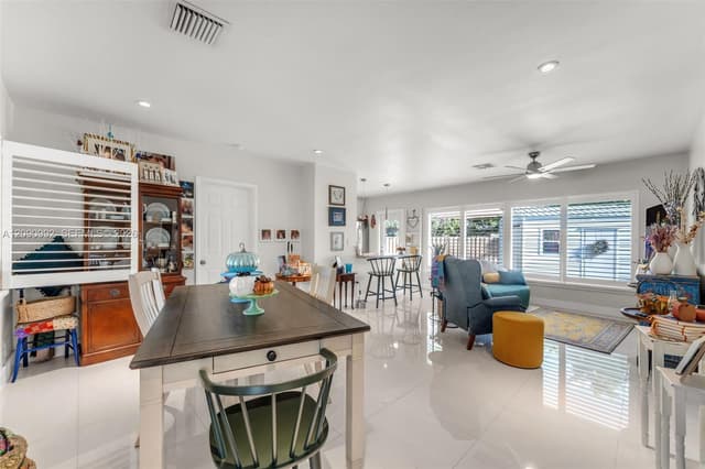 6891 SW 48th Ter, Miami FL 33155 - Miami, FL - Photo 4