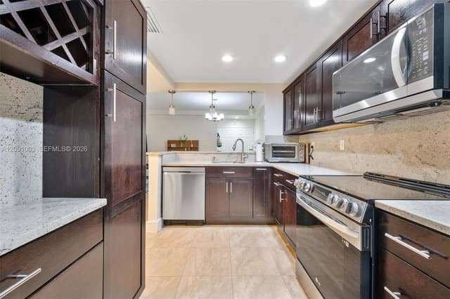 323 Navarre Ave # 101, Coral Gables FL 33134 - Coral Gables, FL - Photo 5